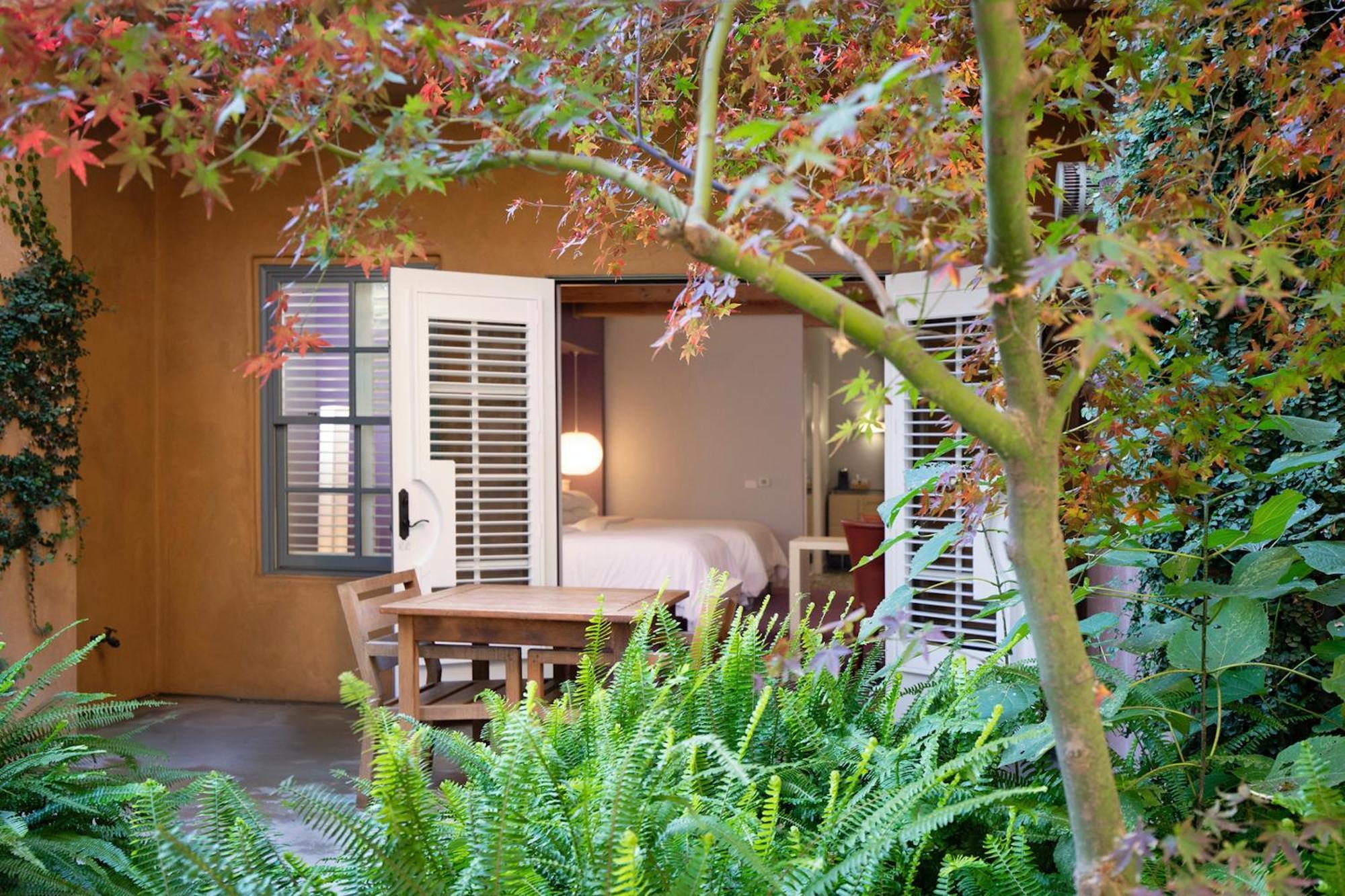 Wine & Roses Hotel Restaurant Spa โลดิ ภายนอก รูปภาพ